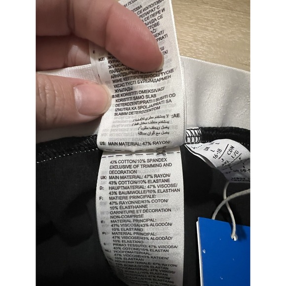 NWT Adidas Ribbed Shorts Tights Womens Black Large‎ NEW CS Rib Short IS2364 - Picture 6 of 7